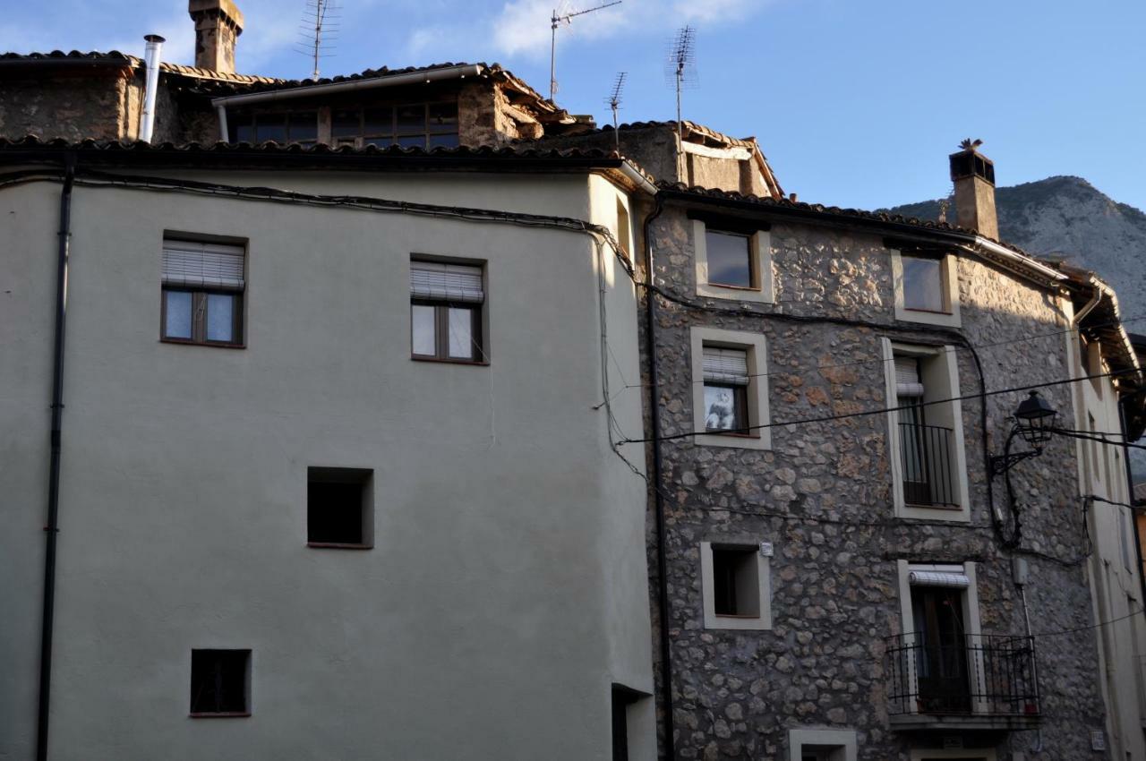 Hostel El Moli Органя Екстериор снимка