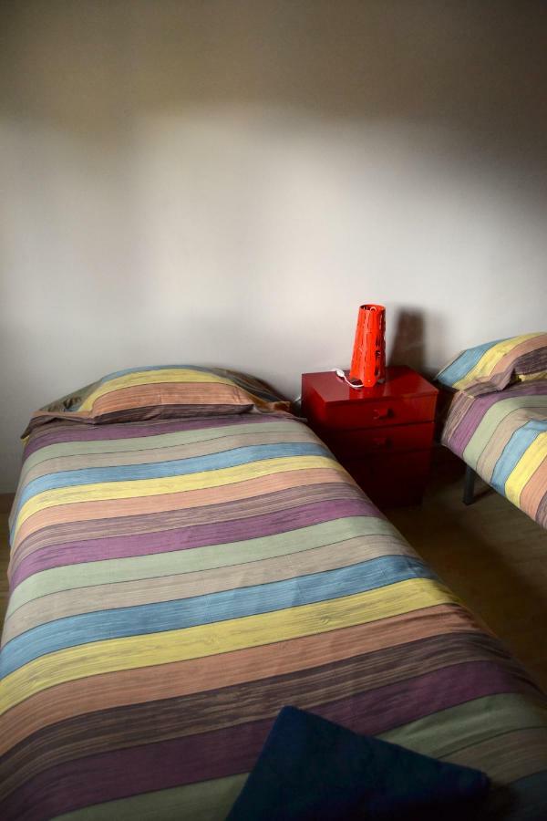Hostel El Moli Органя Екстериор снимка
